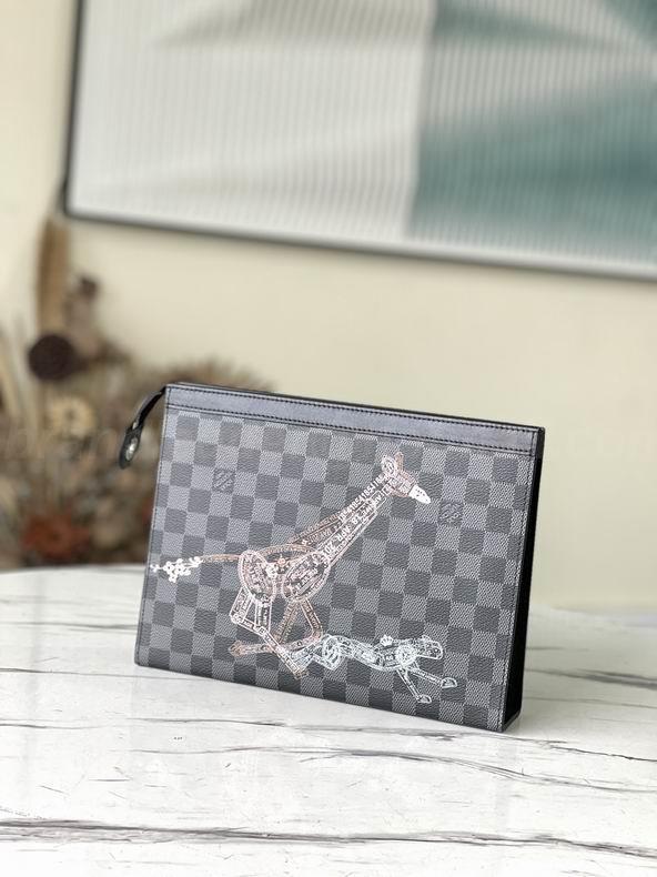 LV Wallets 195